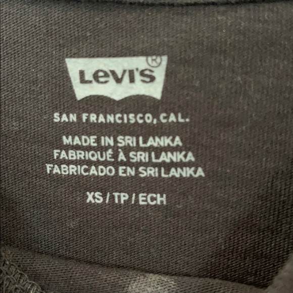 Levi’s crop top - Picture 2 of 2